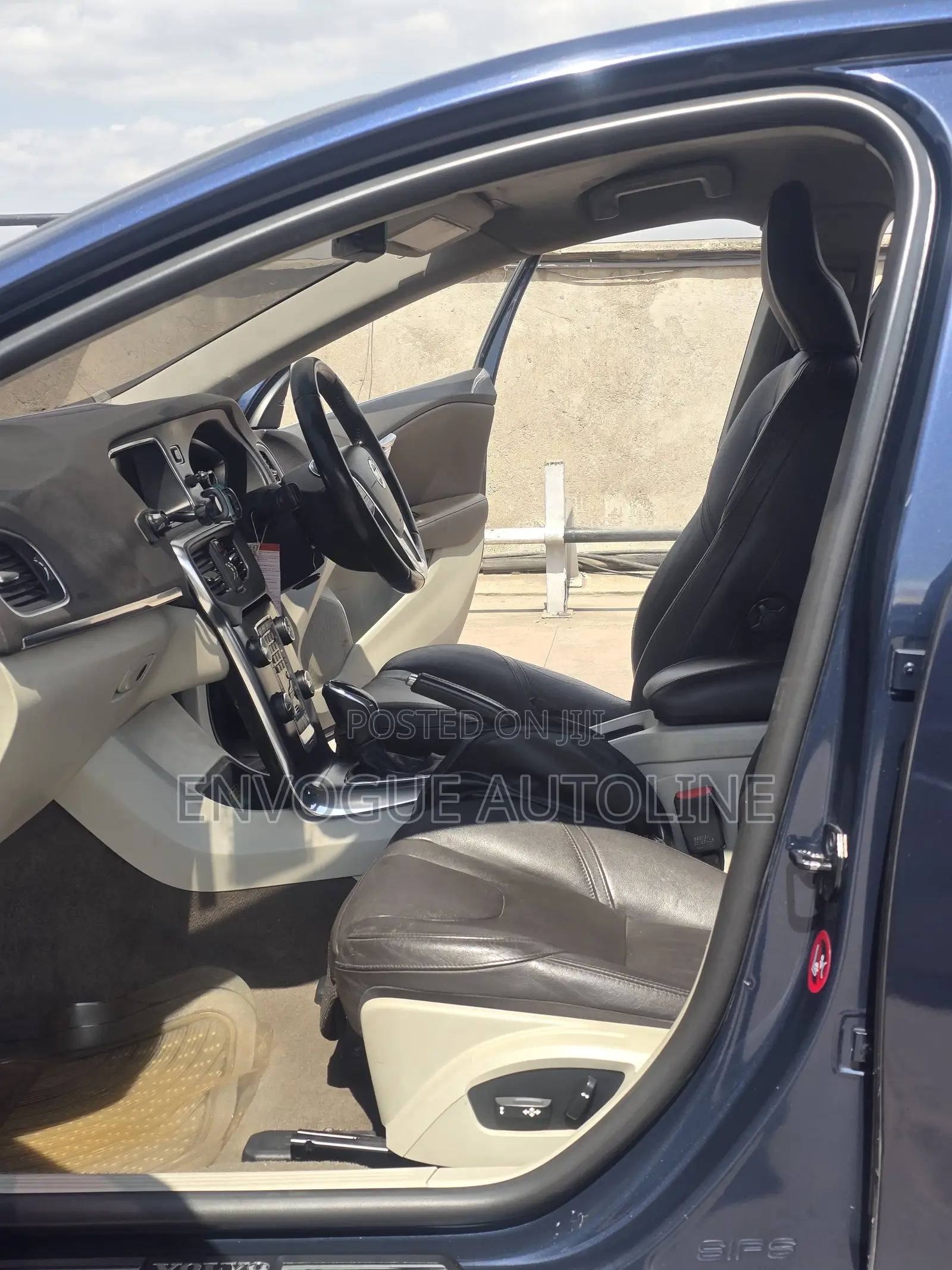 Volvo V40 2013 Blue