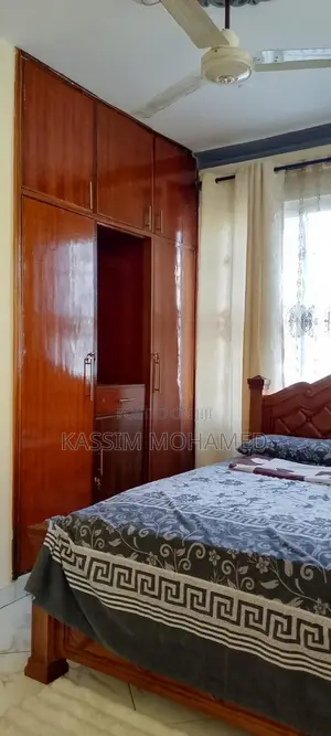 Beautiful 2 Bedroom BNB Tudor. 2 BDRM 5500/- 1 BDRM 3500/-