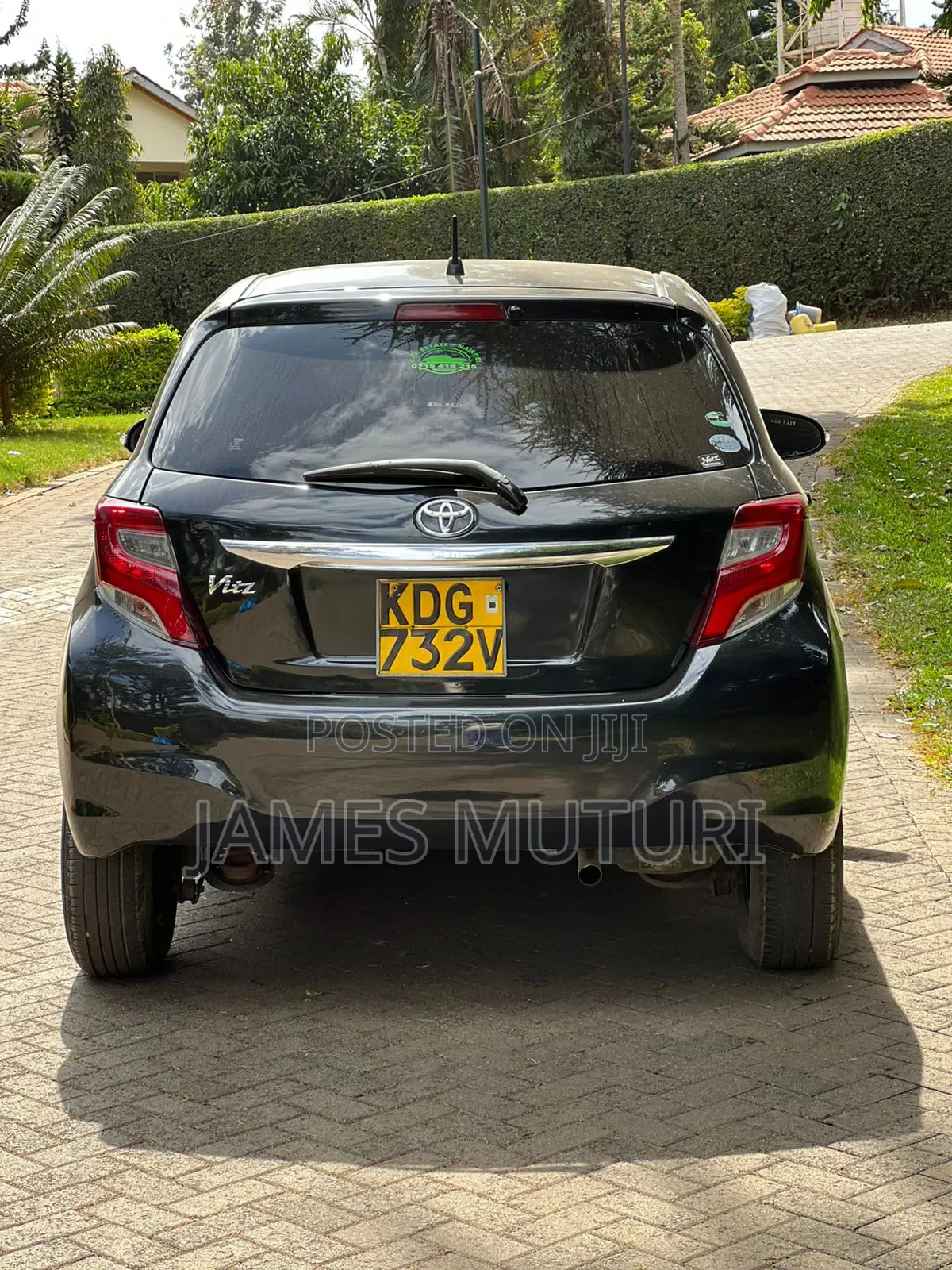 Toyota Vitz 2015 Black
