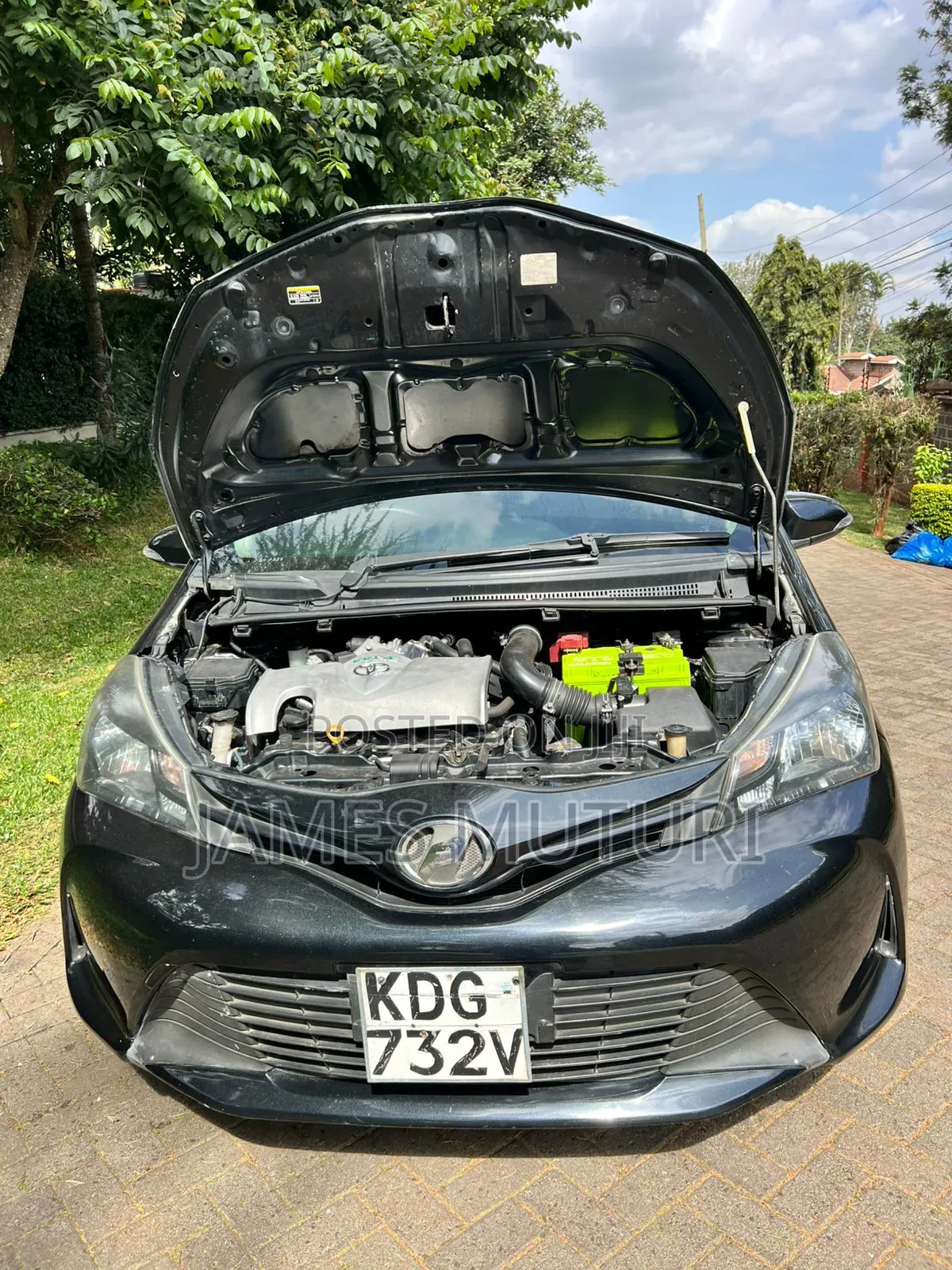 Toyota Vitz 2015 Black