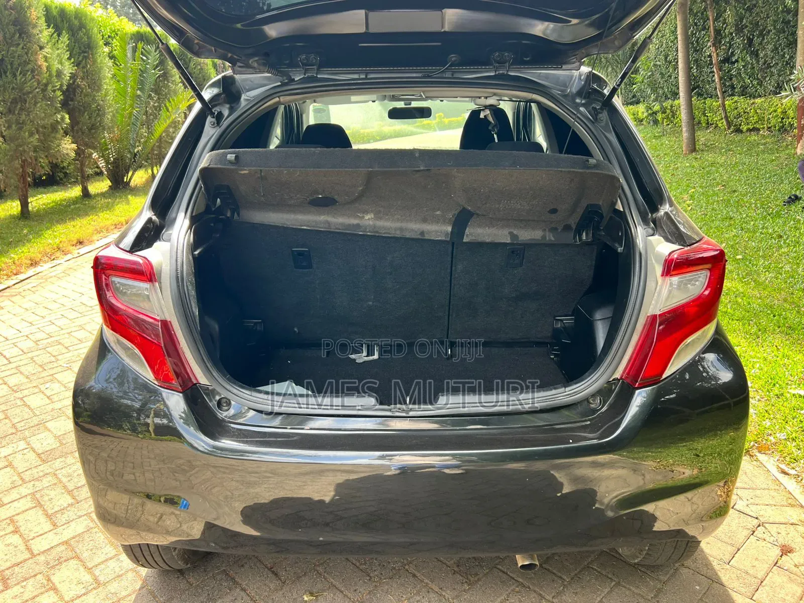 Toyota Vitz 2015 Black