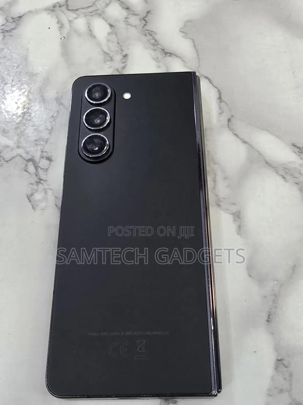 Samsung Galaxy Z Fold 5 512 GB Black - thumbnail 2