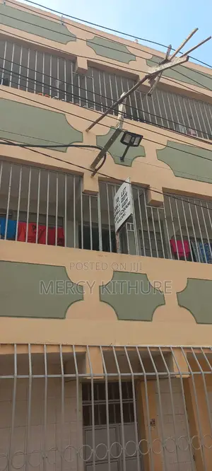 12bdrm Block of Flats in Pipeline for sale