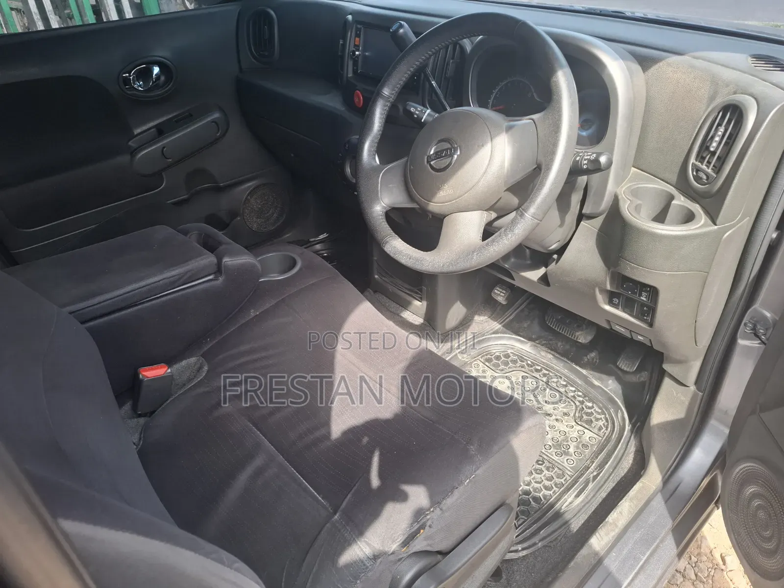 Nissan Cube 2014 Gray