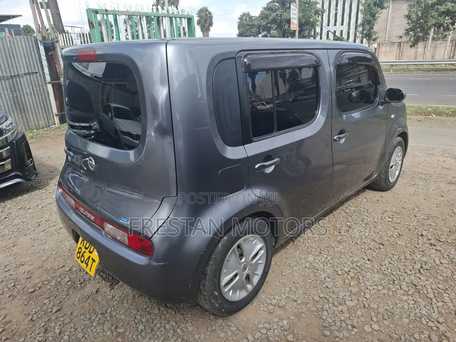 Nissan Cube 2014 Gray