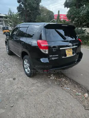 Toyota Vanguard 2011 Black