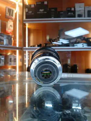 Canon Ef-S 10-22mm F/3.5-4.5 Usm