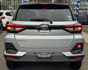 Toyota Raize 1.0 AWD 2020 Silver