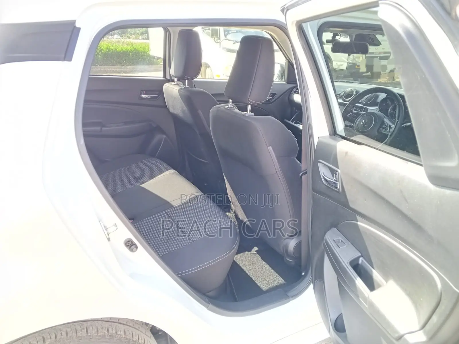 Suzuki Swift 2019 White