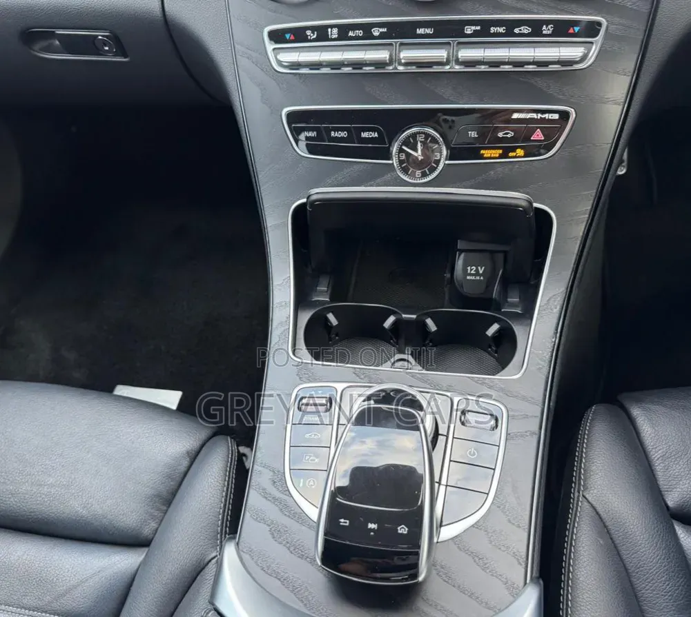 Mercedes-Benz C200 2019 White