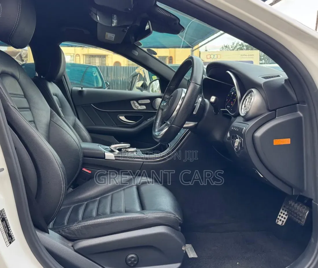 Mercedes-Benz C200 2019 White