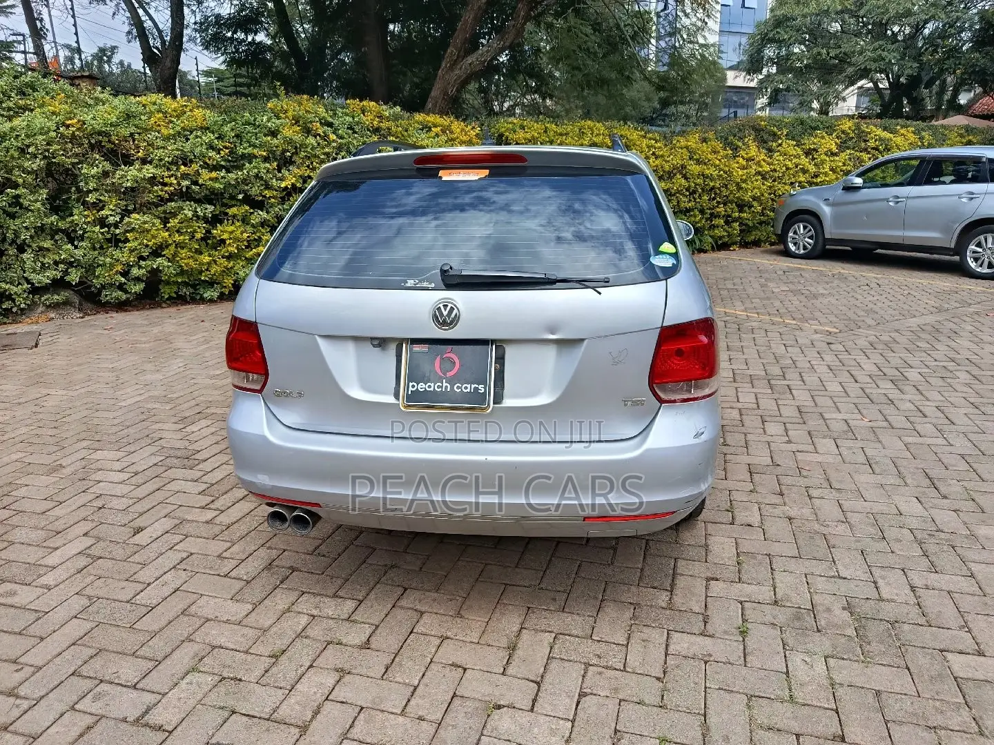 Volkswagen Golf 2011 Silver
