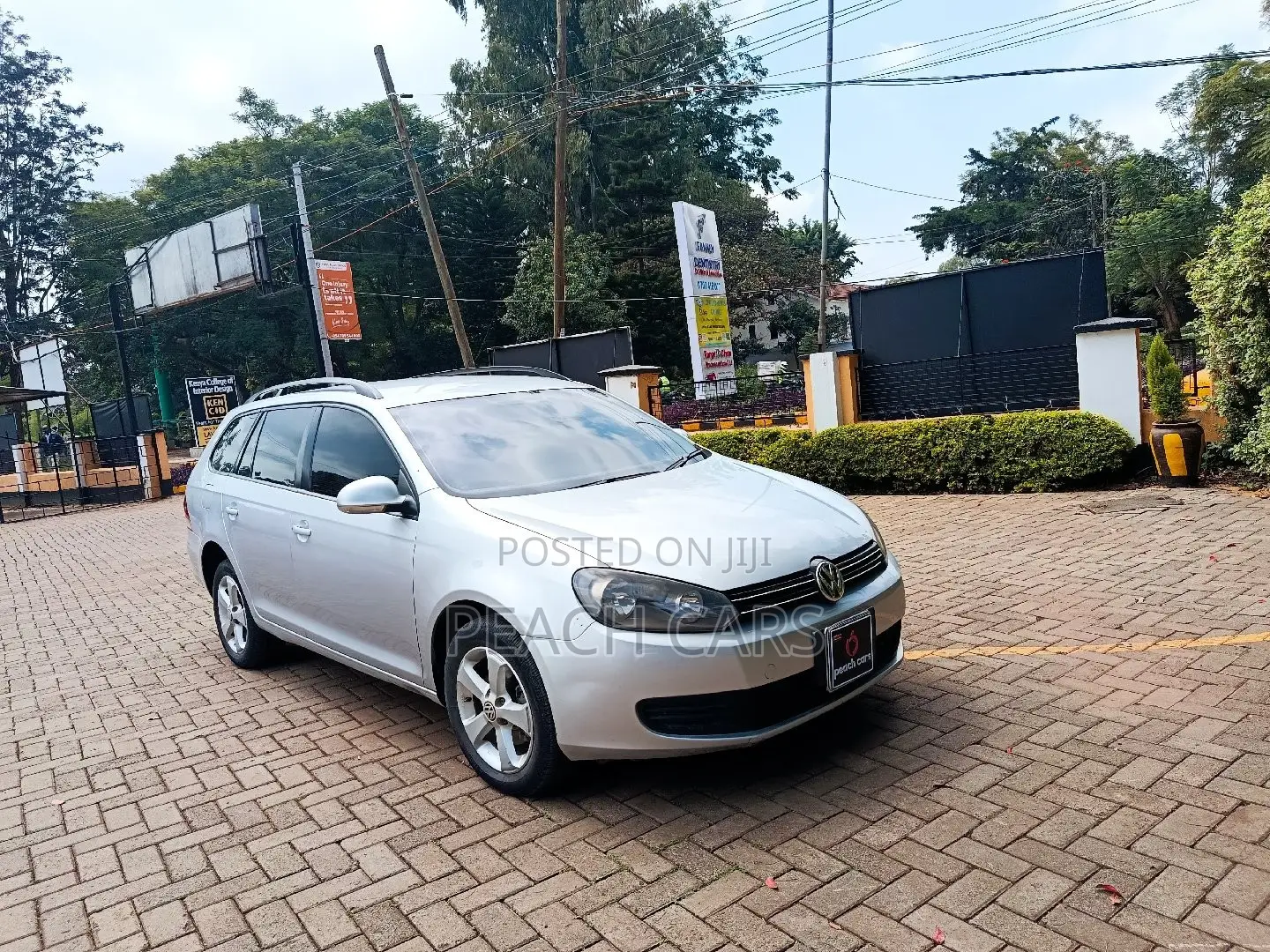 Volkswagen Golf 2011 Silver