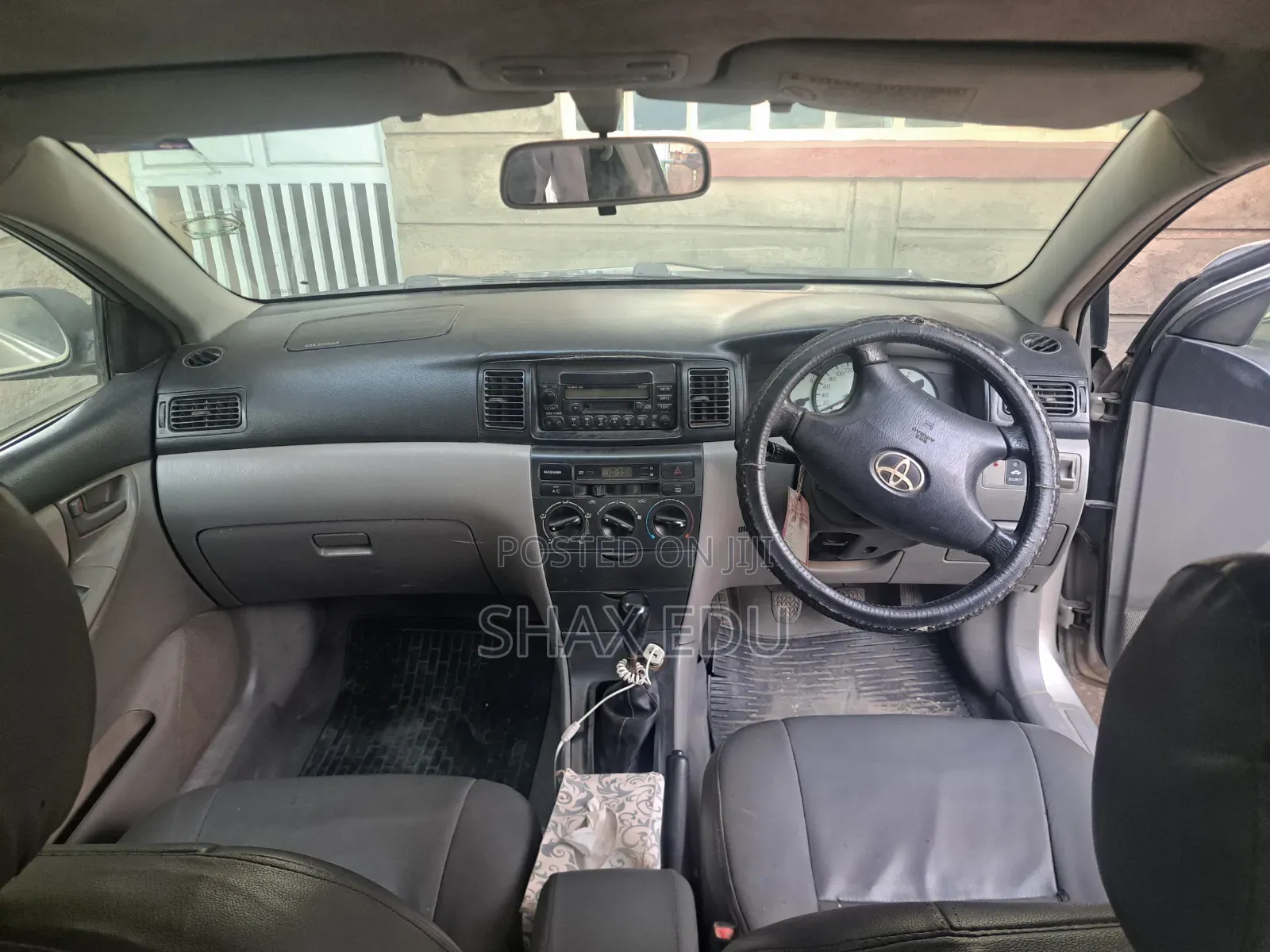 Toyota Corolla 2003 Gold