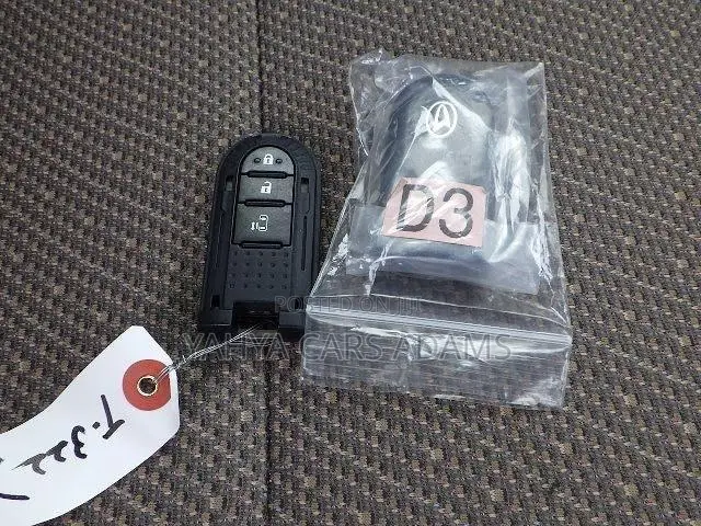 Daihatsu Tanto 660 FWD 2018 Silver