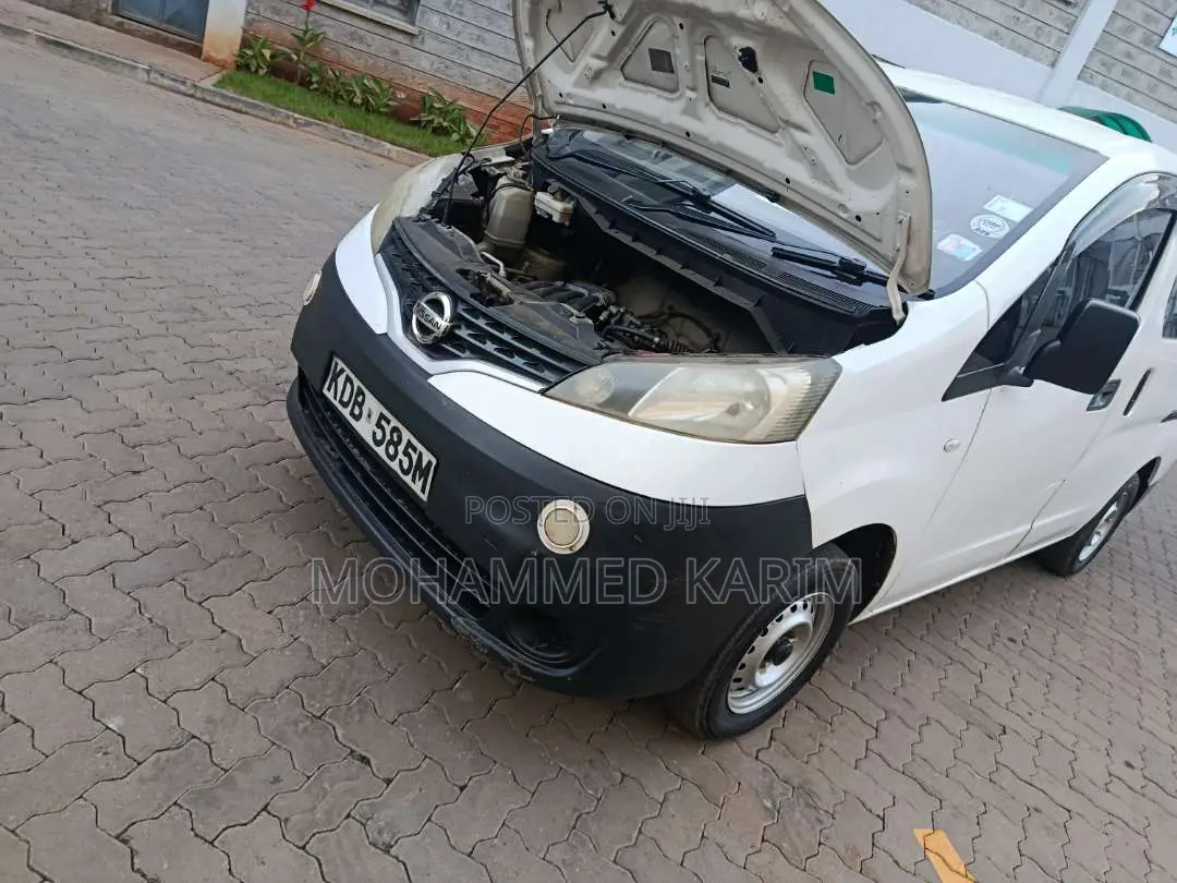 Nissan NV200 2013 White