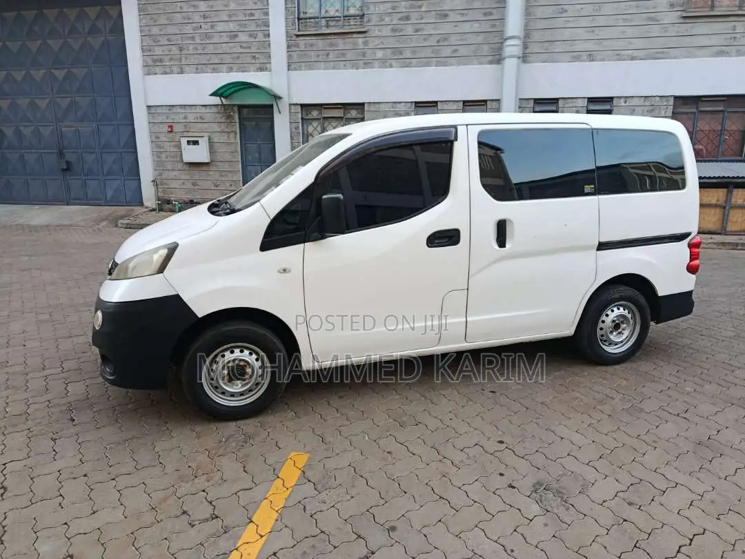 Nissan NV200 2013 White