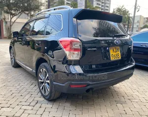 Subaru Forester 2.0XT Premium AWD 2016 Black