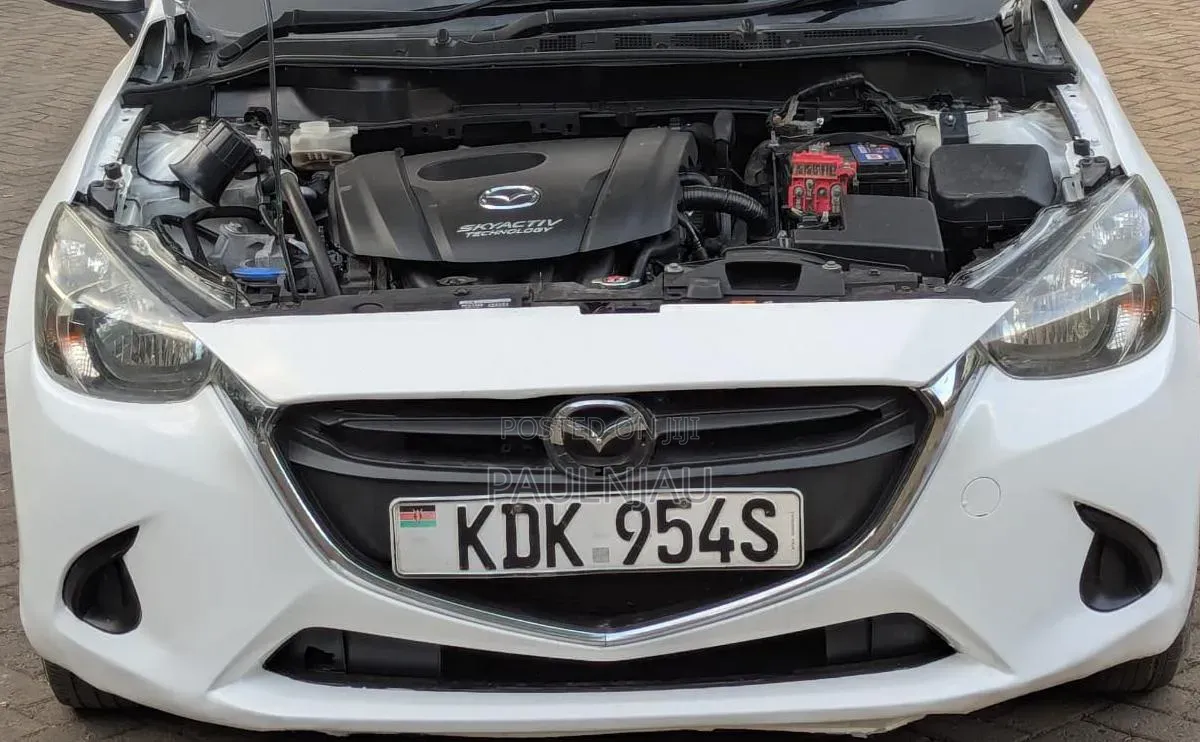 Mazda Demio 2015
