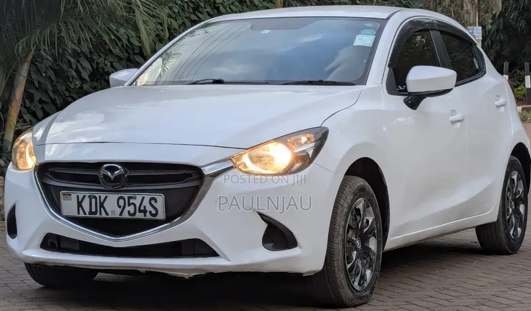 Mazda Demio 2015