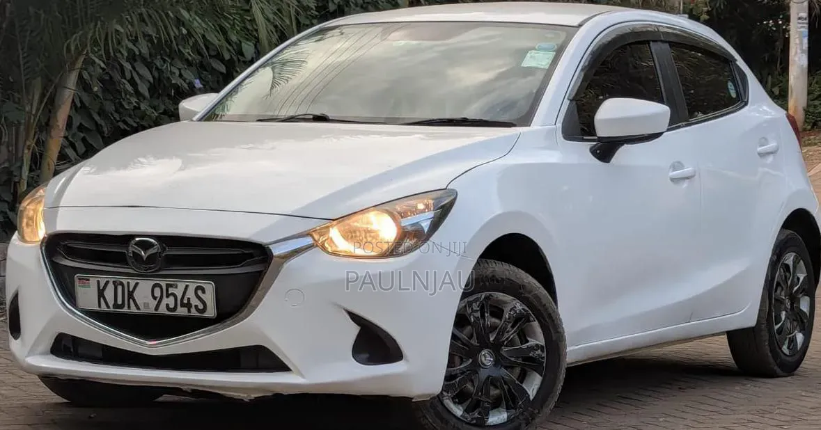 Mazda Demio 2015