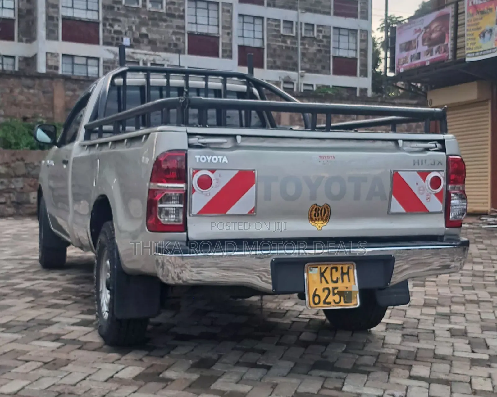Toyota Hilux 2016 Gray