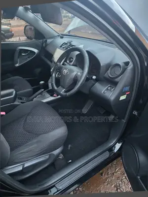 Toyota Vanguard 2011 Black