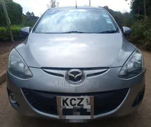 Mazda Demio 2013 Silver