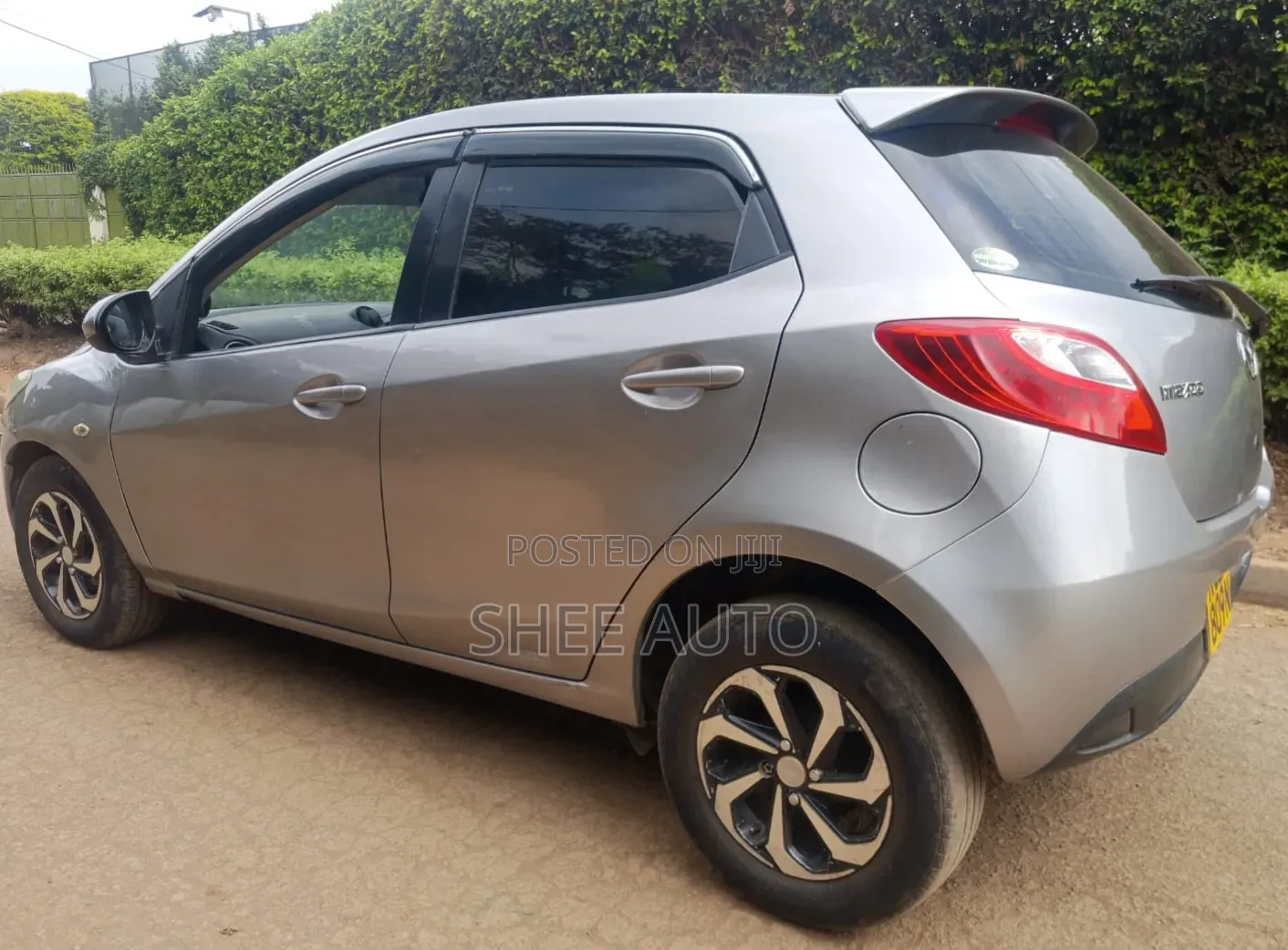 Mazda Demio 2013 Silver