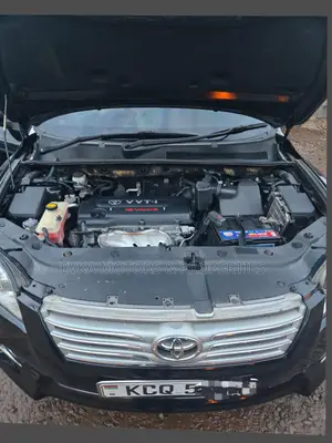 Toyota Vanguard 2011 Black