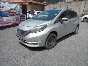 Nissan Note 2018 Silver