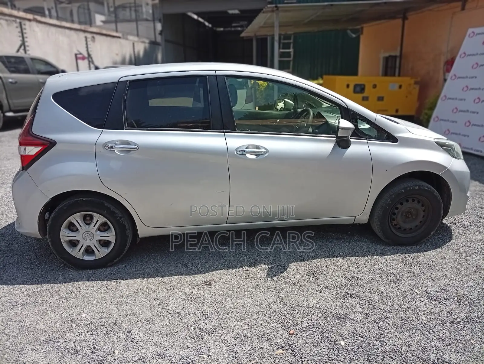 Nissan Note 2018 Silver