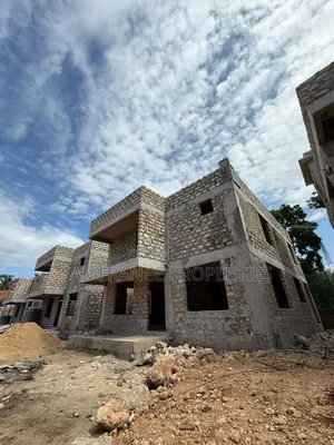 4bdrm Mansion in Greenwood, Nyali for sale
