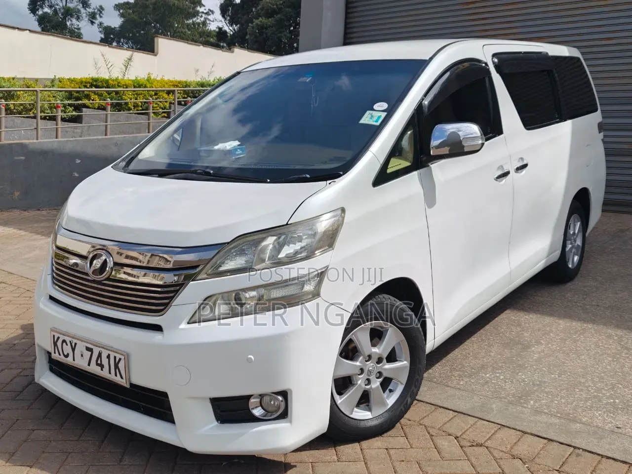Toyota Alphard 2012 White