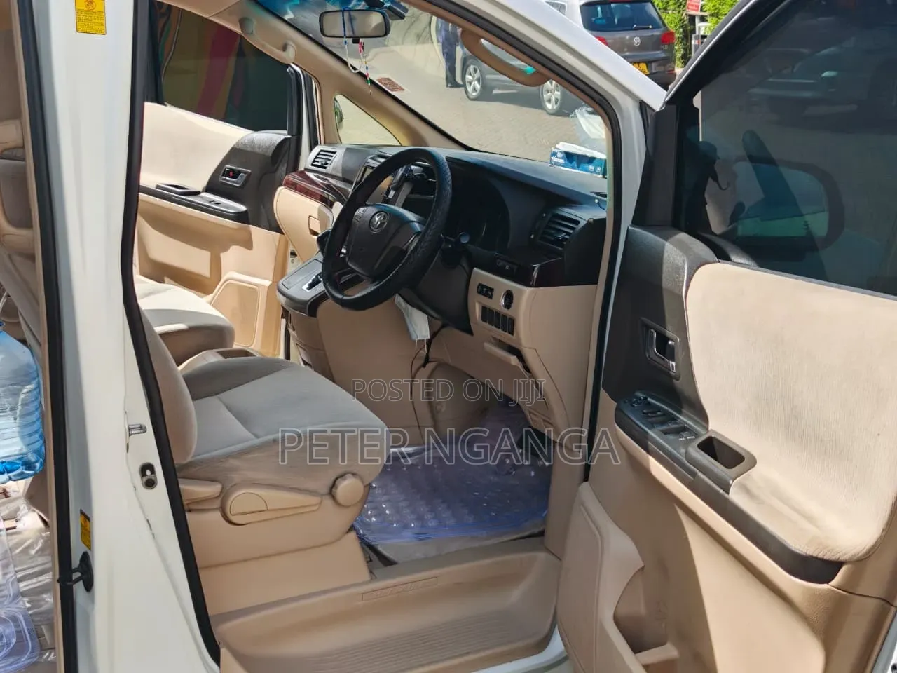 Toyota Alphard 2012 White