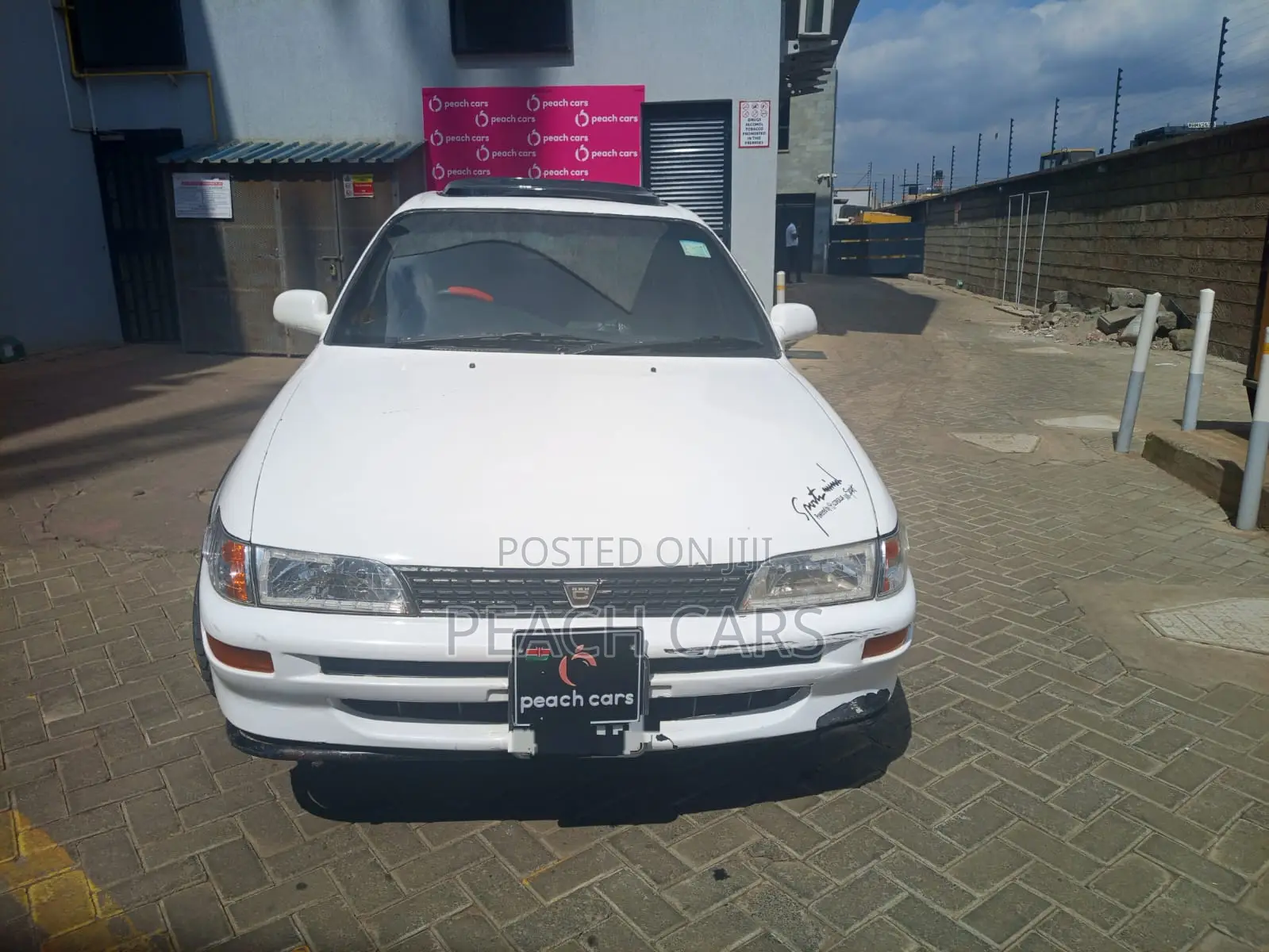 Toyota Corolla 1992 White