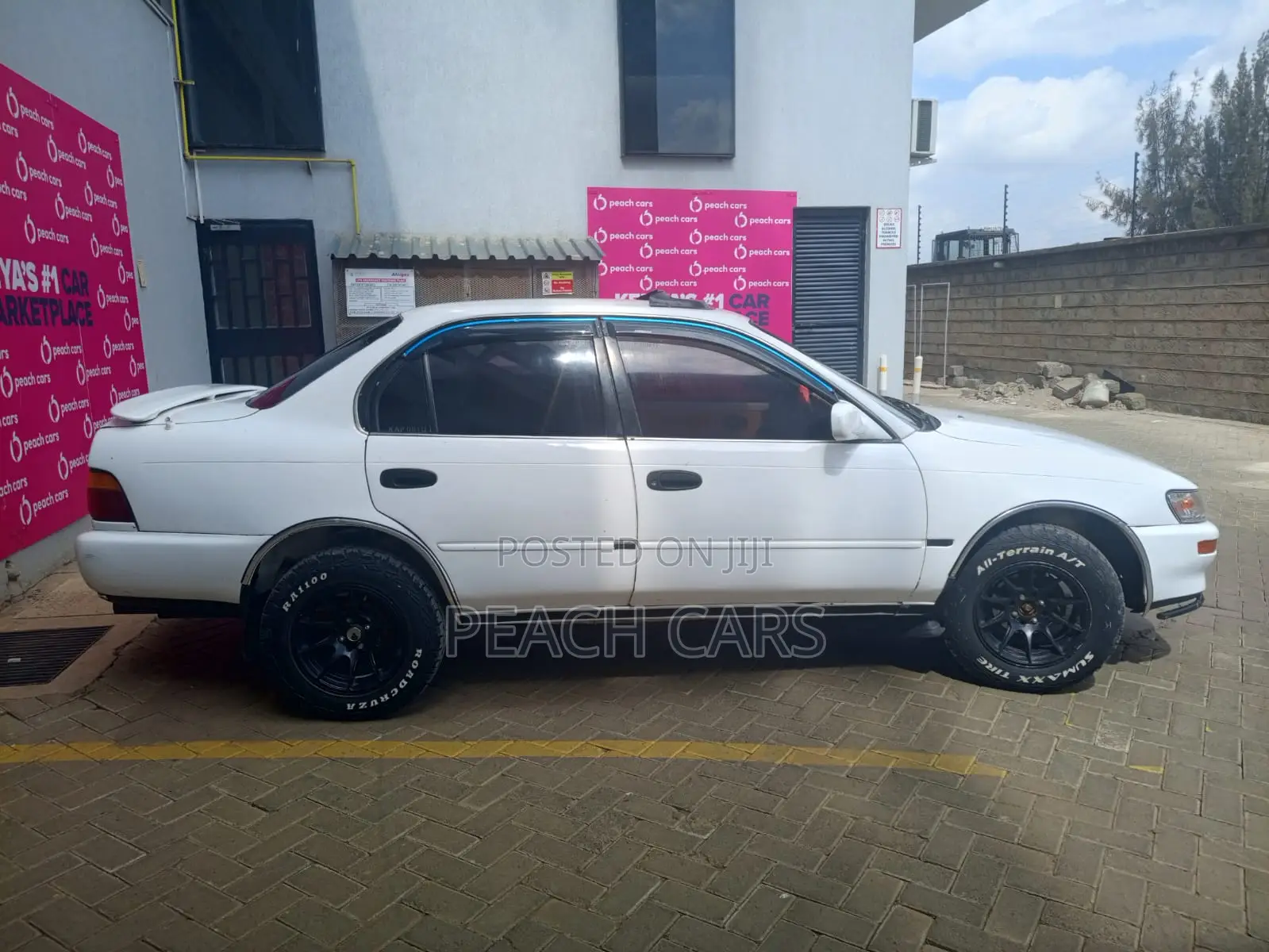 Toyota Corolla 1992 White