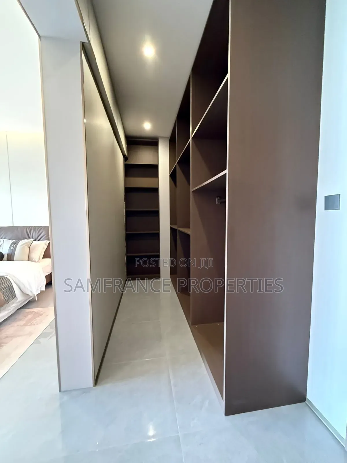 3bdrm Apartment in Nyali Beach Front for sale