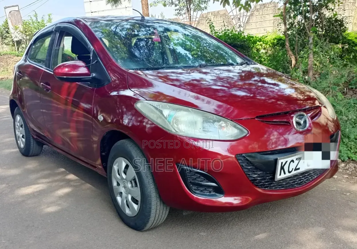 Mazda Demio 2013 Maroon