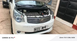Toyota Noah 2012 White