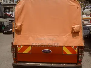 Ford Ranger 2015 Orange