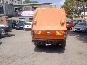Ford Ranger 2015 Orange