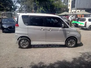 Mitsubishi Delica 2012 Silver