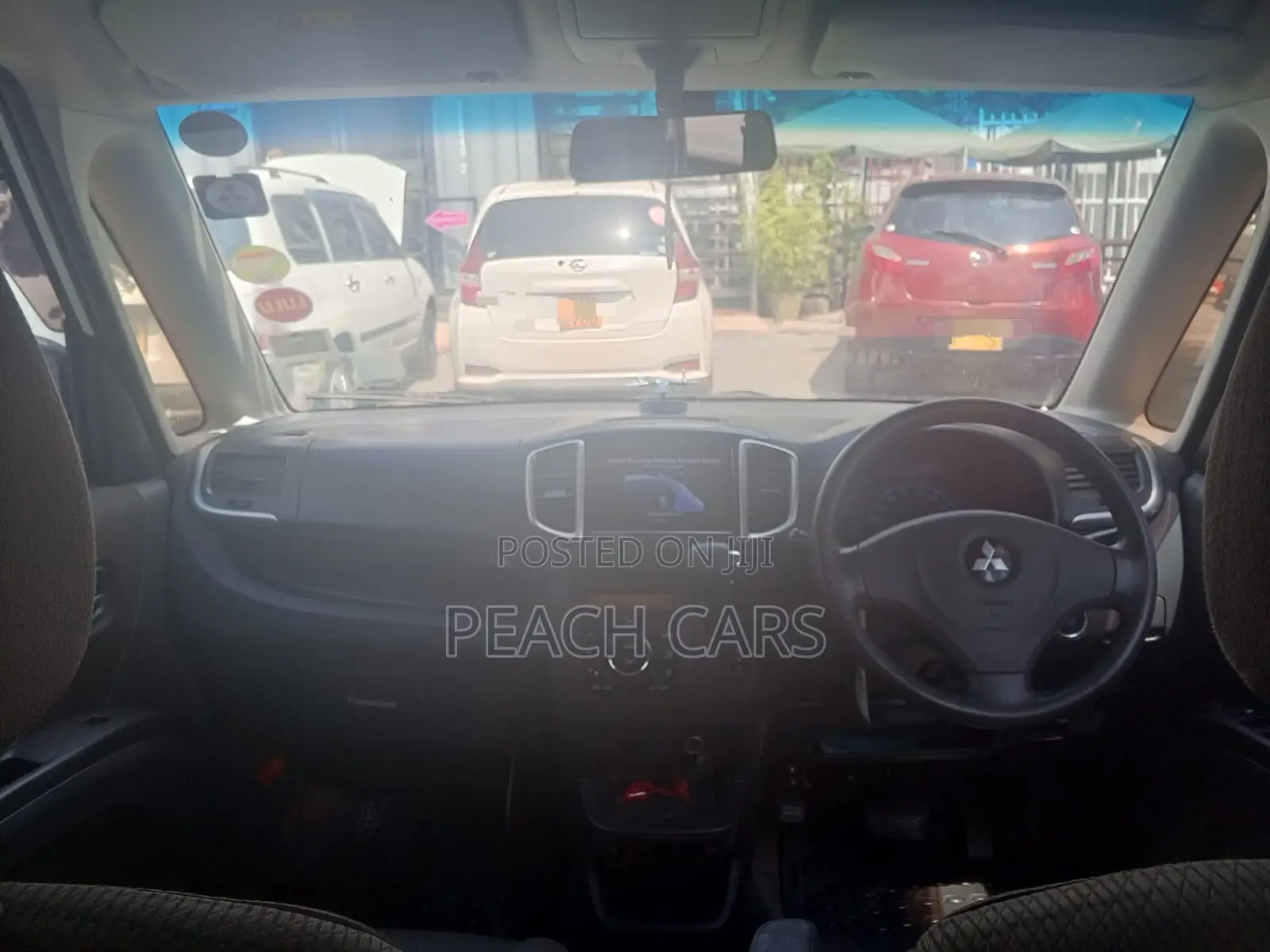 Mitsubishi Delica 2012 Silver