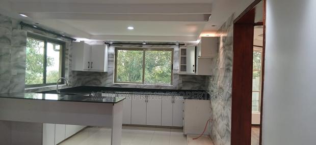 3bdrm Bungalow in Kerarapon Drie for rent - thumbnail 5