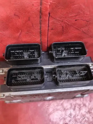 Engine Computer Suzuki Every 2013