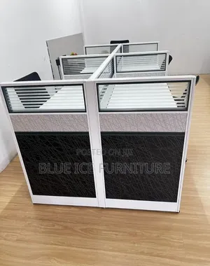 4 Seater Cubicle Workstation Desk