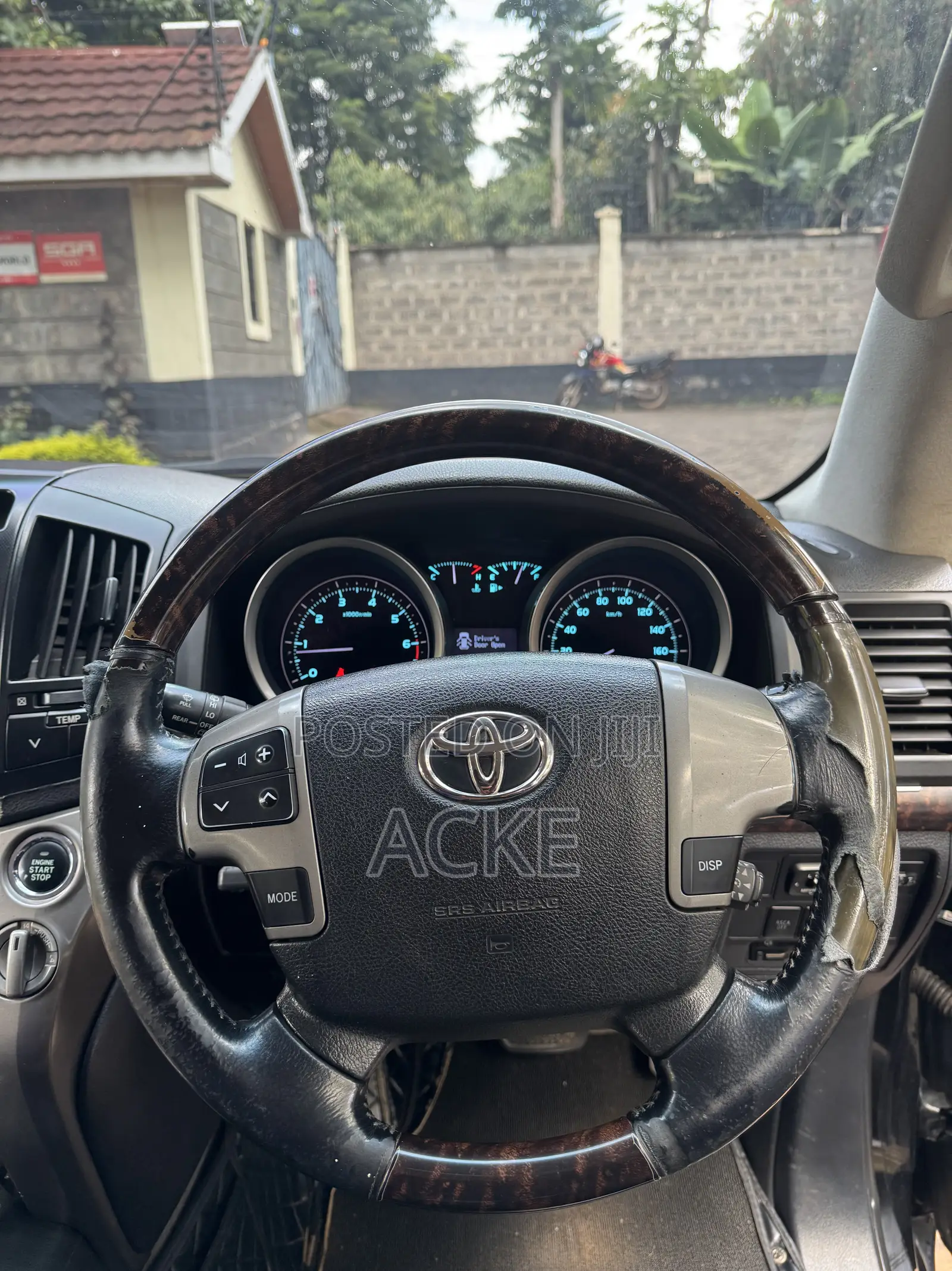 Toyota Land Cruiser 2010 Black
