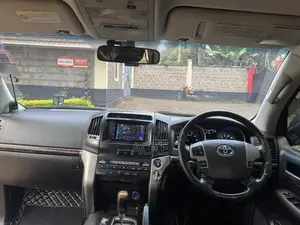 Toyota Land Cruiser 2010 Black