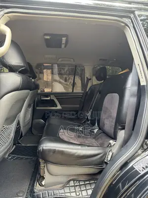 Toyota Land Cruiser 2010 Black